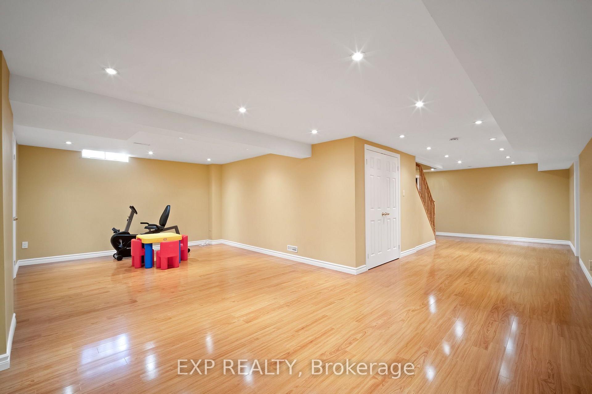 Photo 37 of 103 Longwater Chase, Markham, Unionville — HOMEH