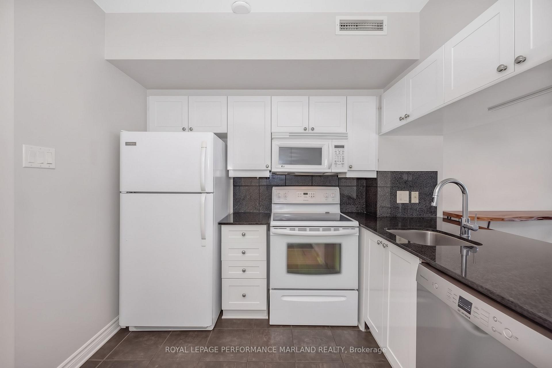 Photo 2 of Unit 2203, 445 Laurier Avenue W, Ottawa, Ottawa Centre — HOMEH