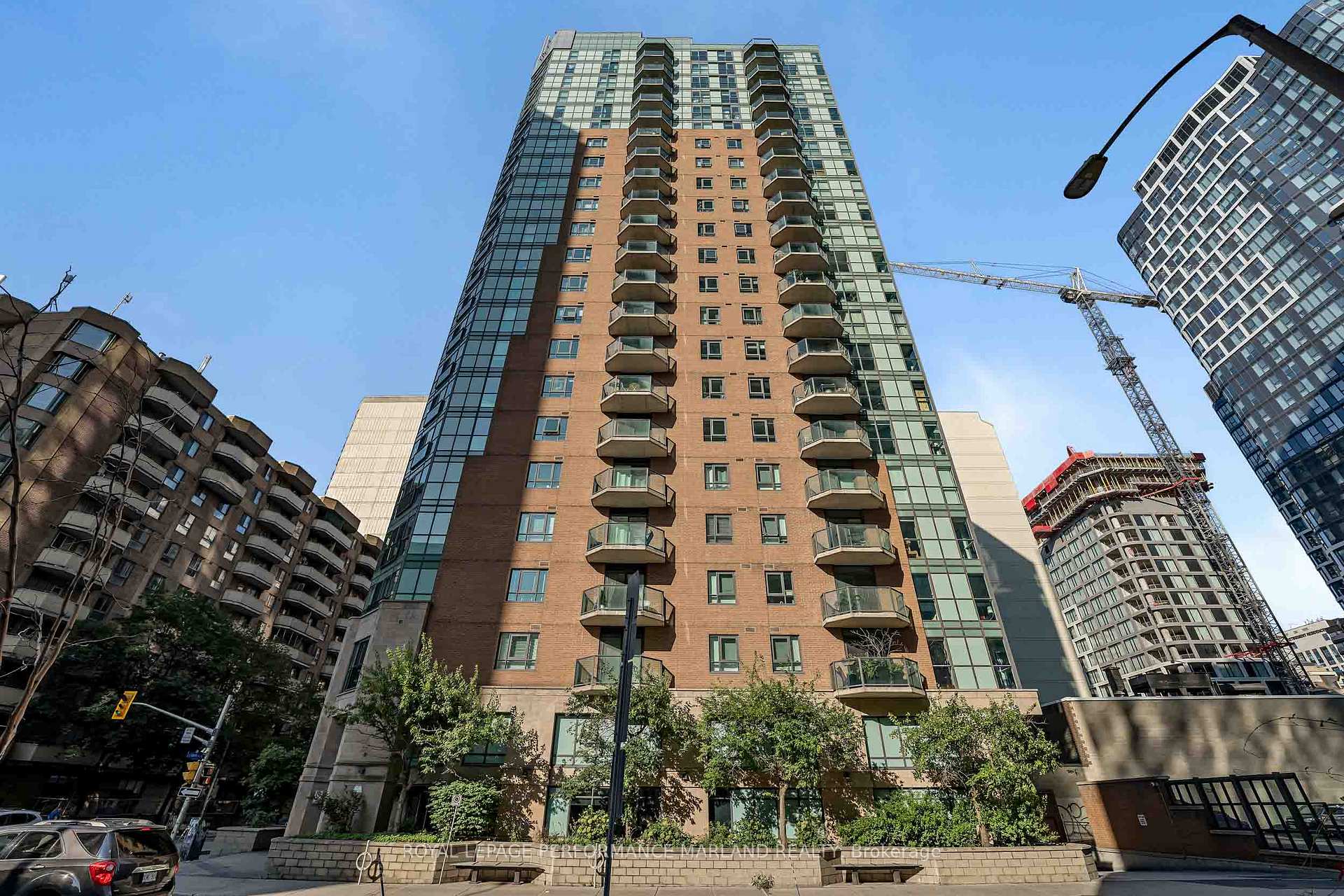Photo 17 of Unit 2203, 445 Laurier Avenue W, Ottawa, Ottawa Centre — HOMEH