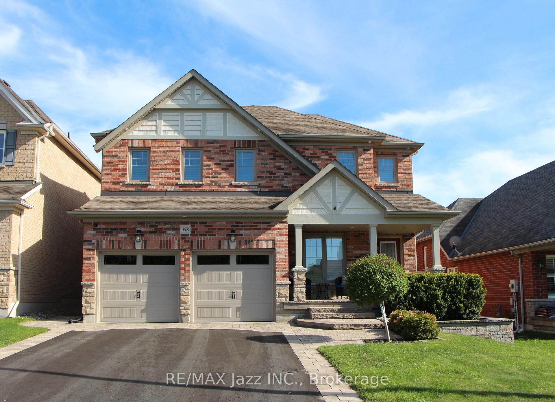 Photo 2 of 892 Barbados Street, Oshawa, Northglen — HOMEH