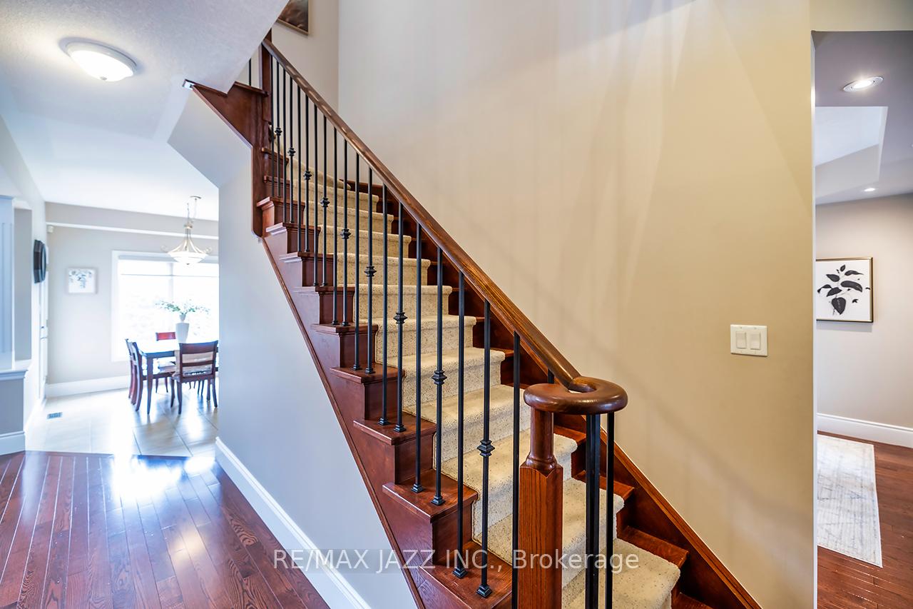 Photo 5 of 892 Barbados Street, Oshawa, Northglen — HOMEH