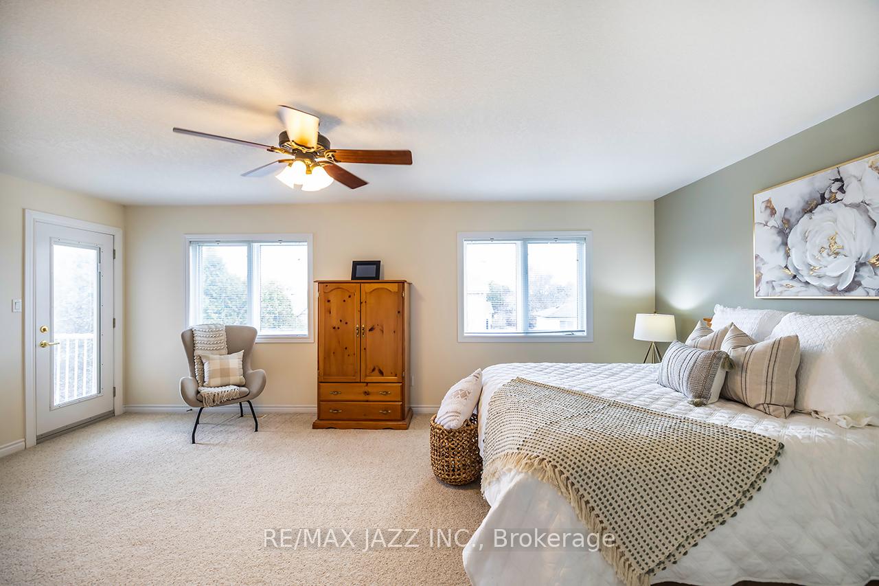 Photo 34 of 892 Barbados Street, Oshawa, Northglen — HOMEH