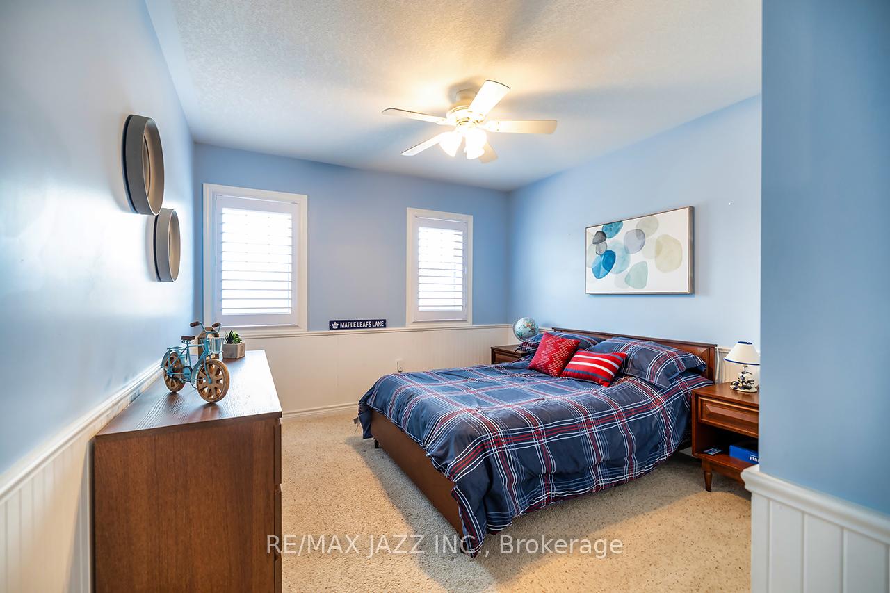 Photo 39 of 892 Barbados Street, Oshawa, Northglen — HOMEH