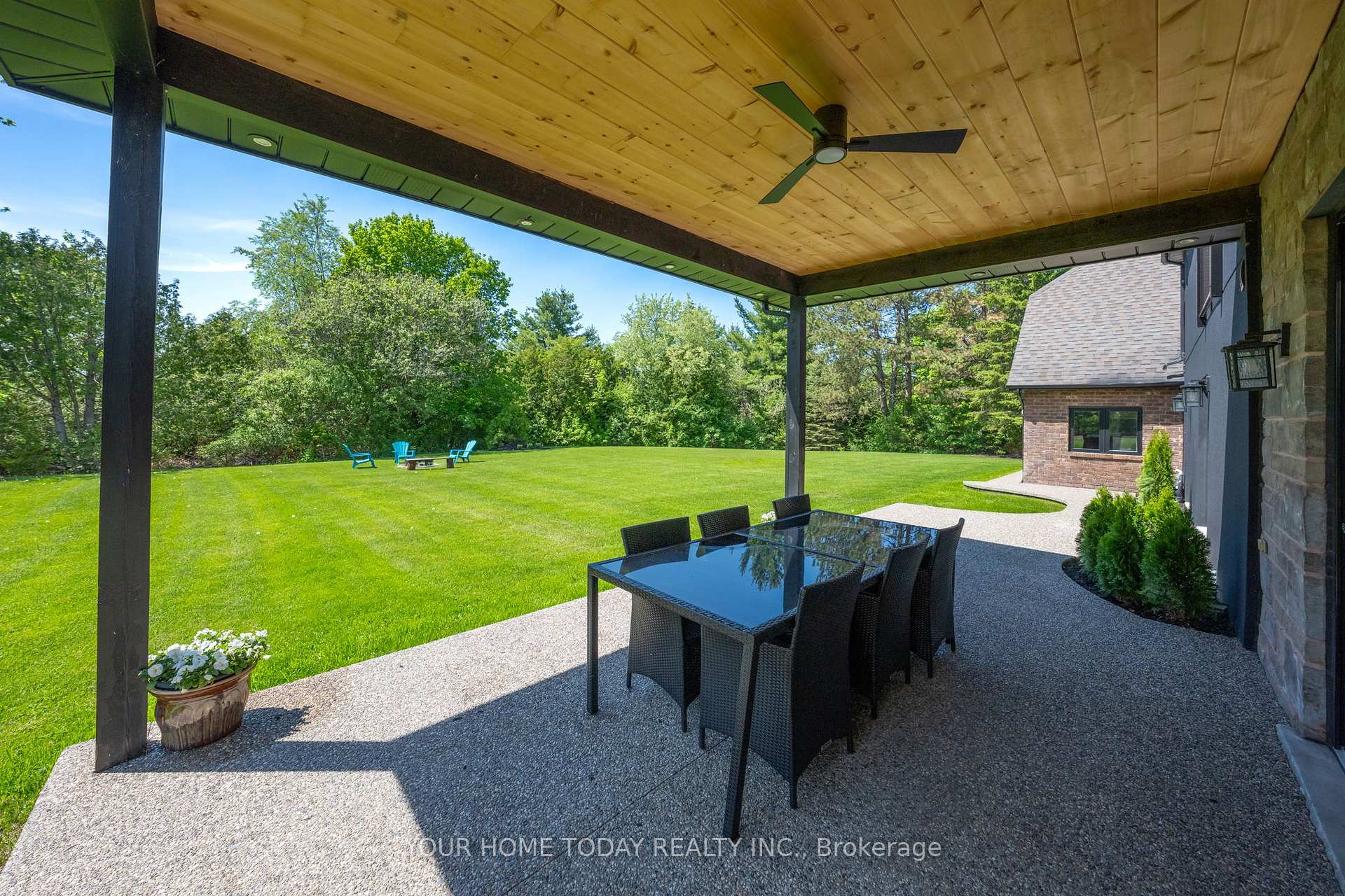 Photo 38 of 27 Chantelay Crescent, Halton Hills, Georgetown — HOMEH