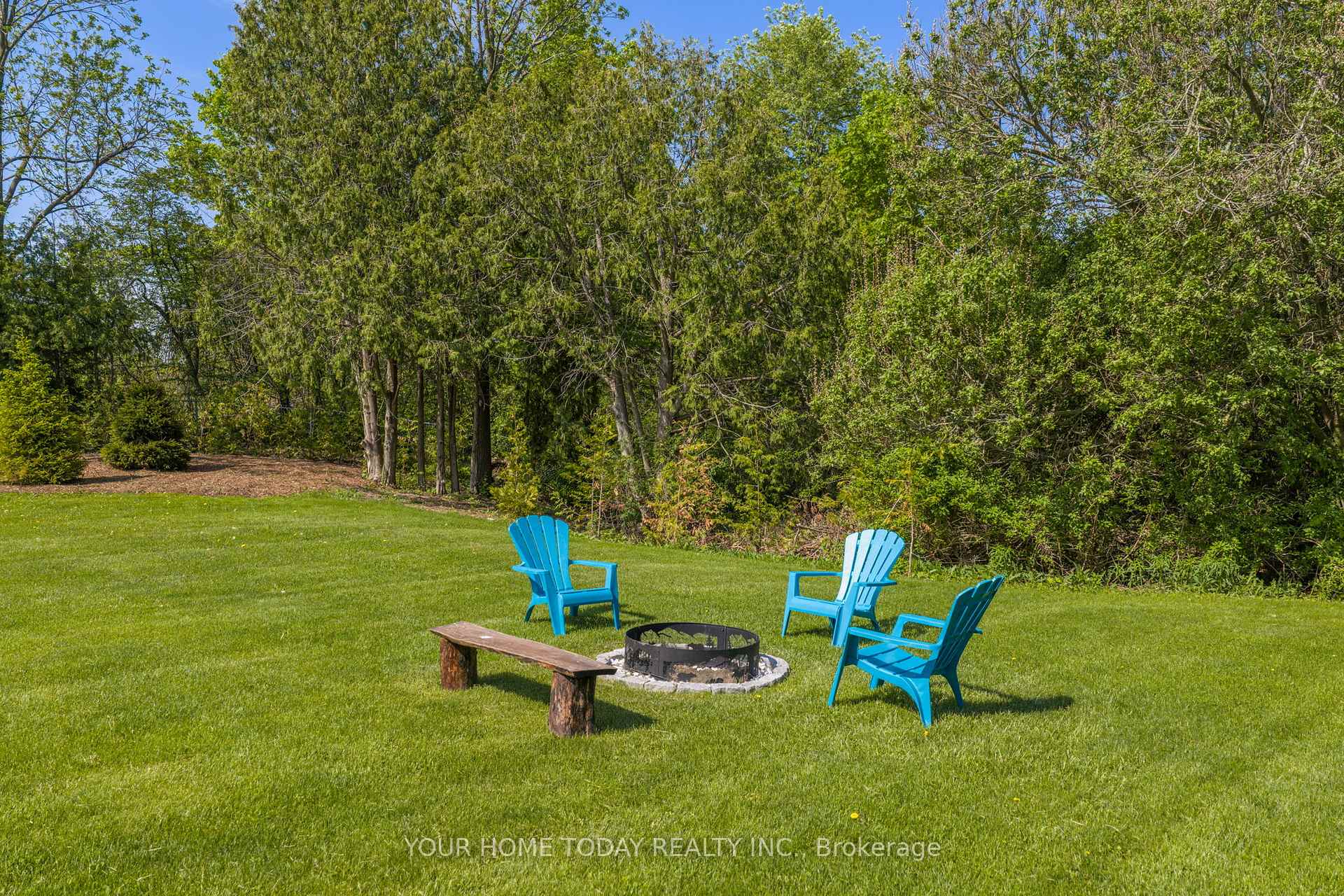 Photo 40 of 27 Chantelay Crescent, Halton Hills, Georgetown — HOMEH