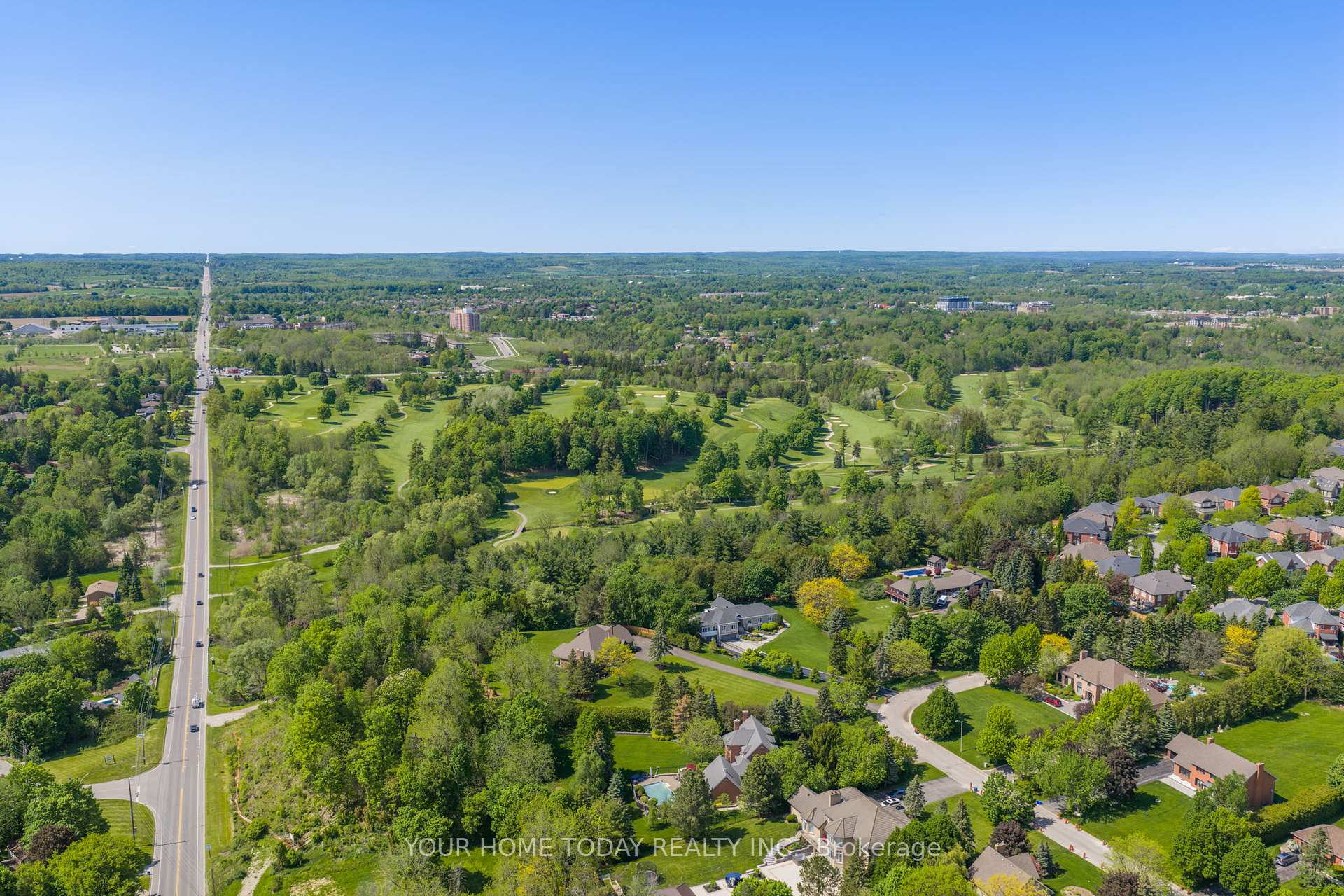 Photo 44 of 27 Chantelay Crescent, Halton Hills, Georgetown — HOMEH