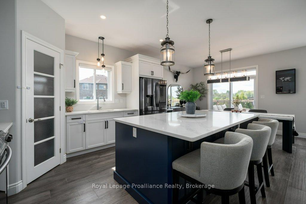 Photo 12 of 35 Virginia Crescent, Belleville, Thurlow Ward — HOMEH