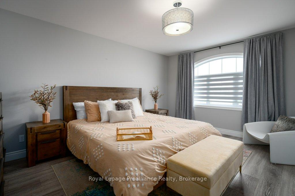 Photo 26 of 35 Virginia Crescent, Belleville, Thurlow Ward — HOMEH