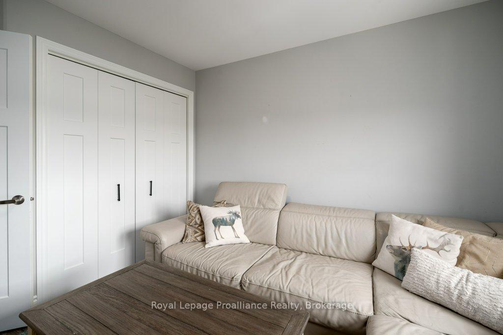 Photo 36 of 35 Virginia Crescent, Belleville, Thurlow Ward — HOMEH