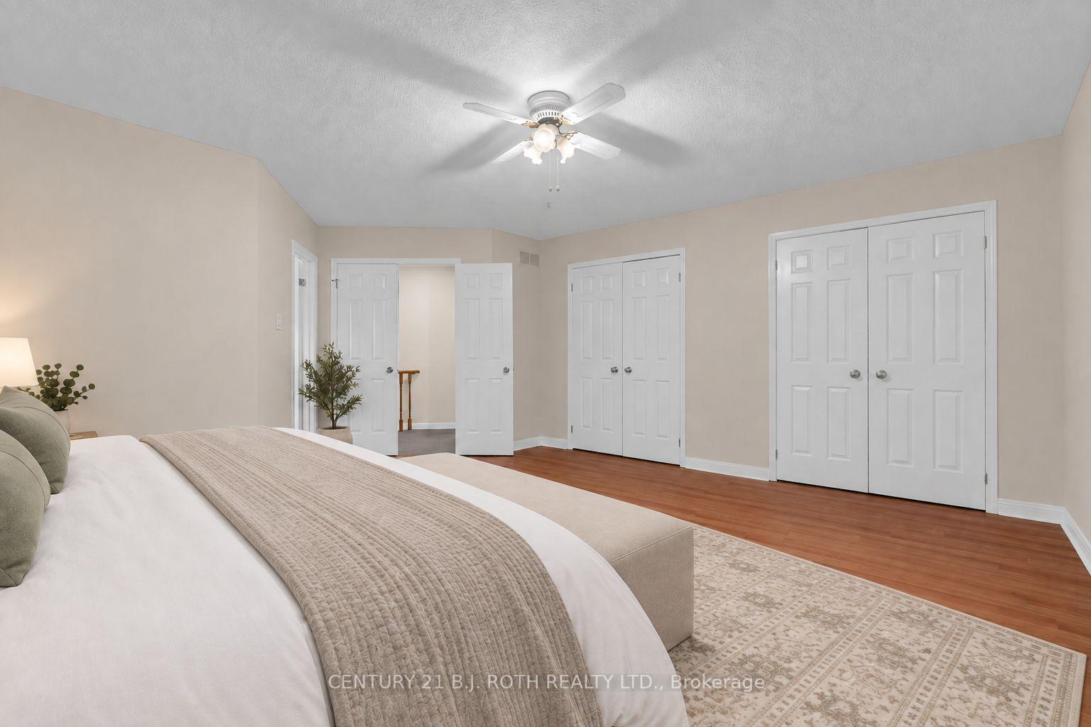 Photo 19 of 131 Browning Trail, Barrie, Letitia Heights — HOMEH