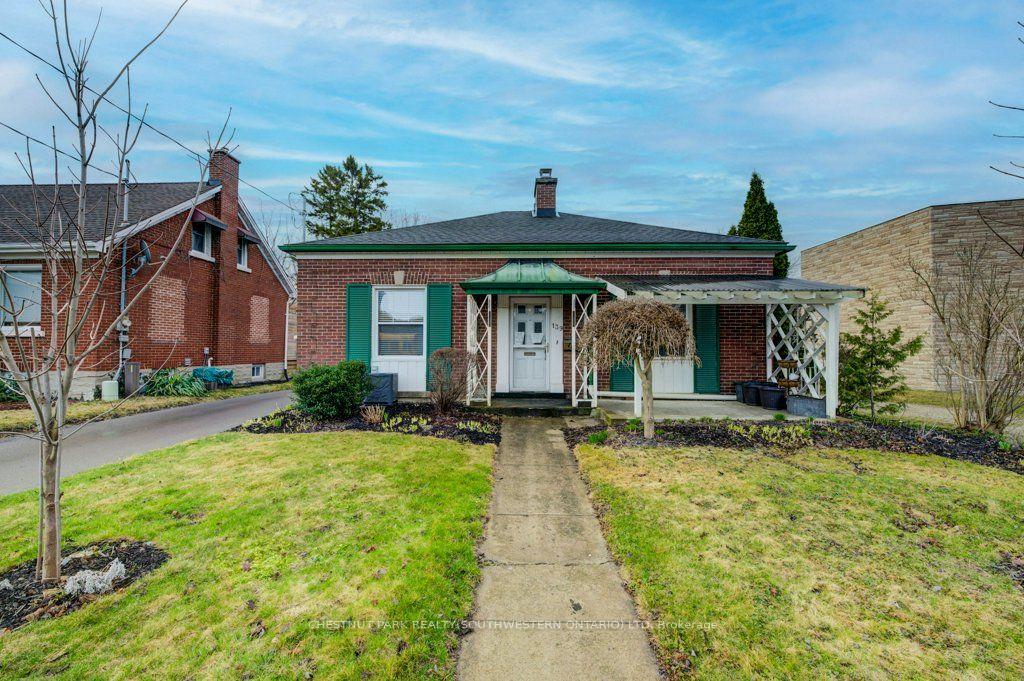 Photo 2 of 139 Stirling Avenue, Kitchener, Cedar Hill — HOMEH