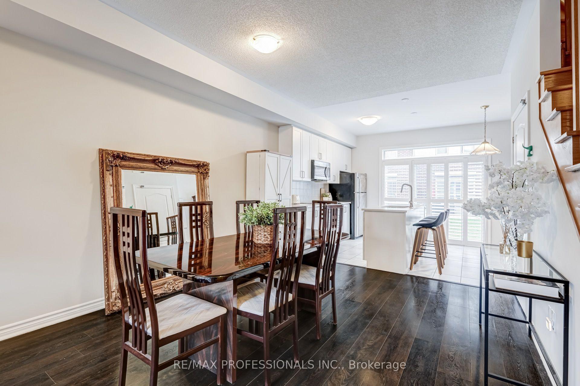 Photo 9 of Unit 63, 636 Evans Avenue, Etobicoke, Alderwood — HOMEH