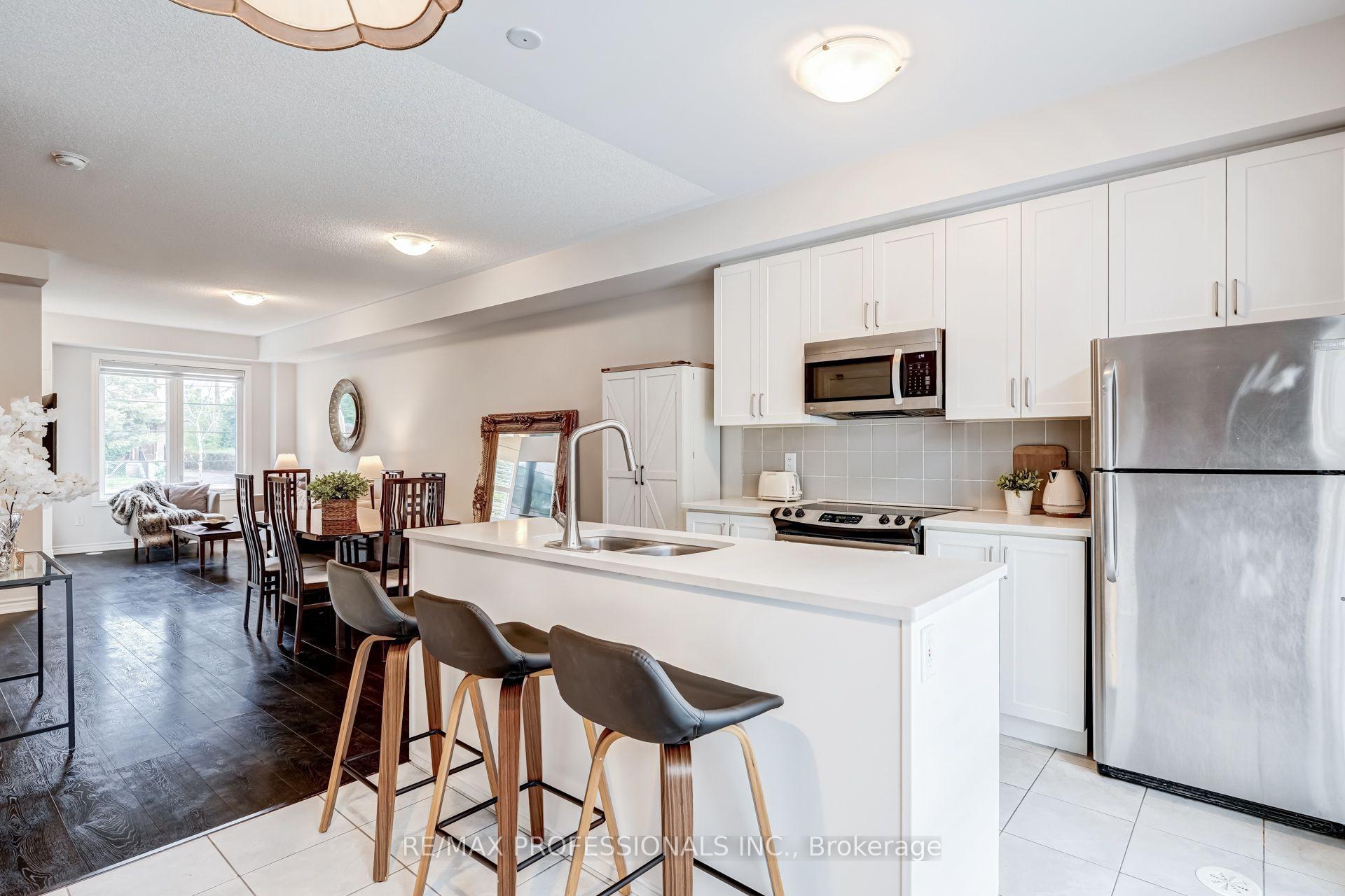 Photo 13 of Unit 63, 636 Evans Avenue, Etobicoke, Alderwood — HOMEH