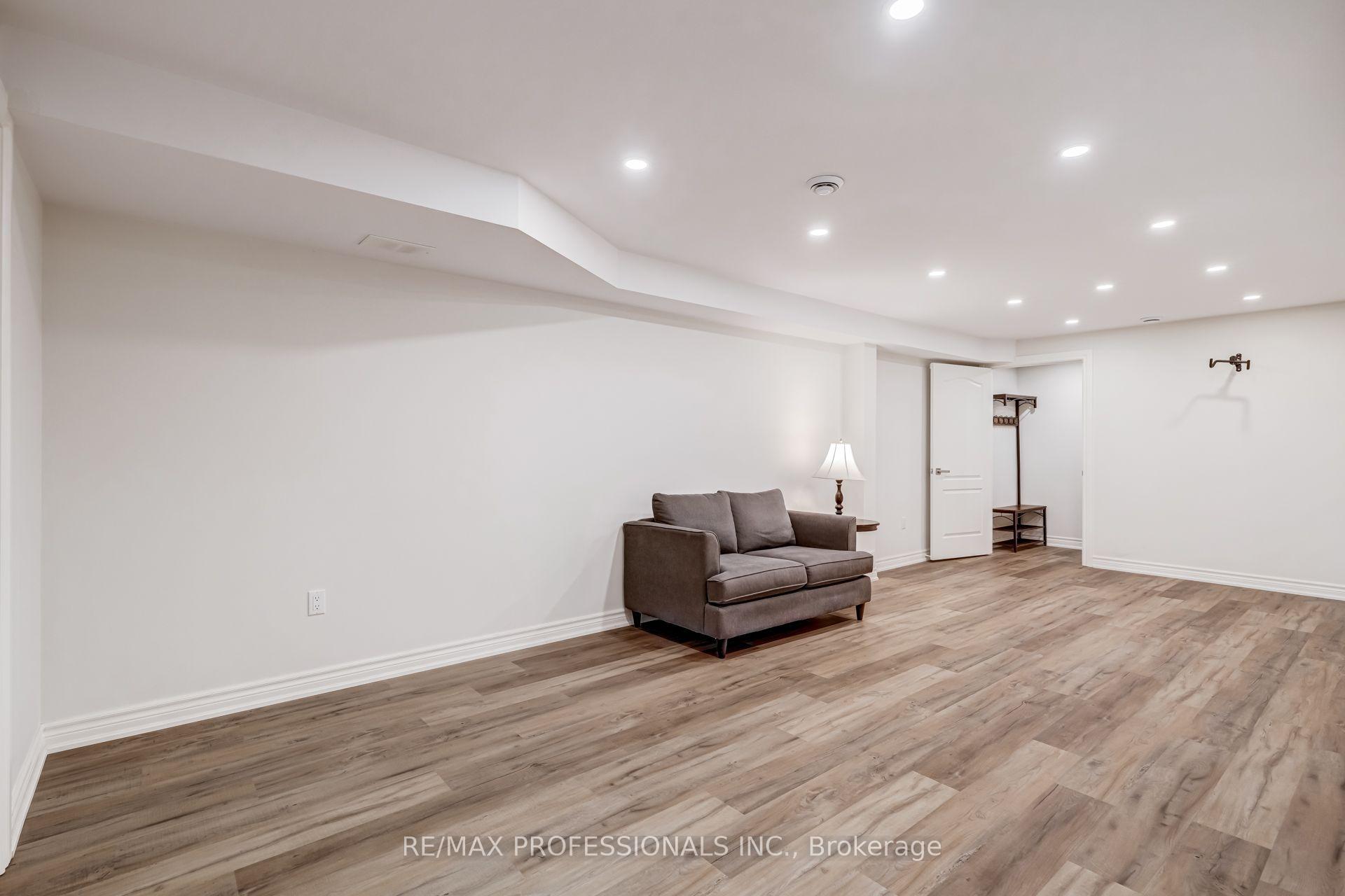 Photo 38 of Unit 63, 636 Evans Avenue, Etobicoke, Alderwood — HOMEH