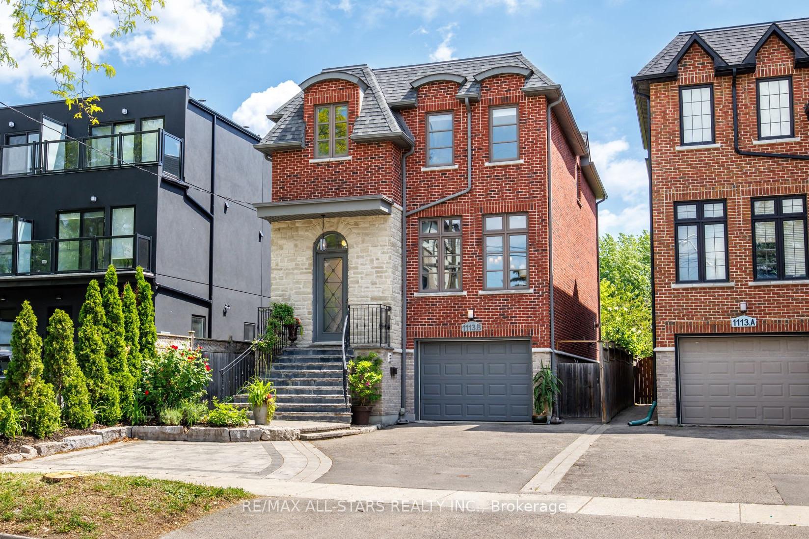 Photo of 1113B Islington Avenue