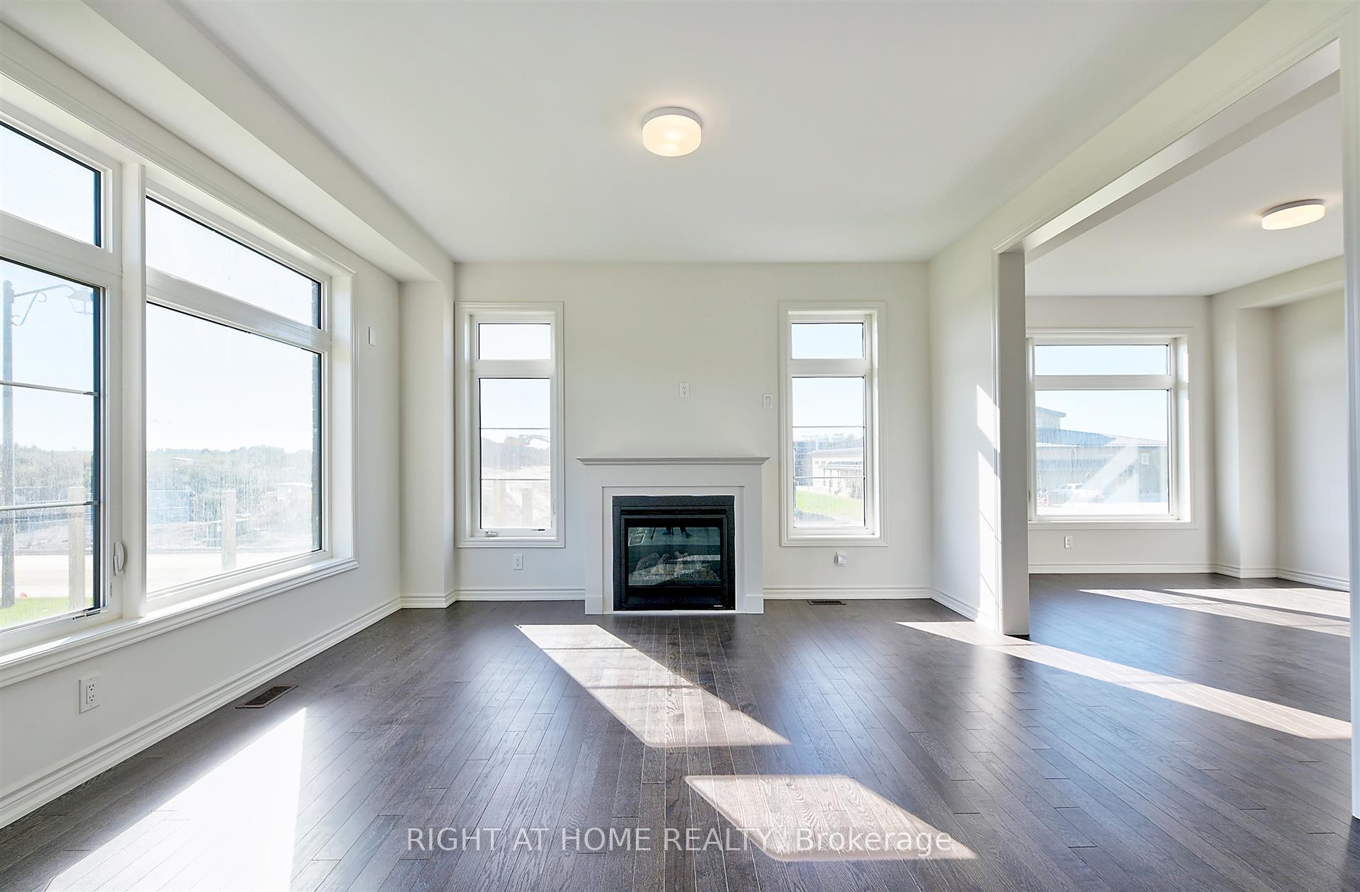 Photo 14 of 56 Sparrow Way, Adjala-Tosorontio, Colgan — HOMEH