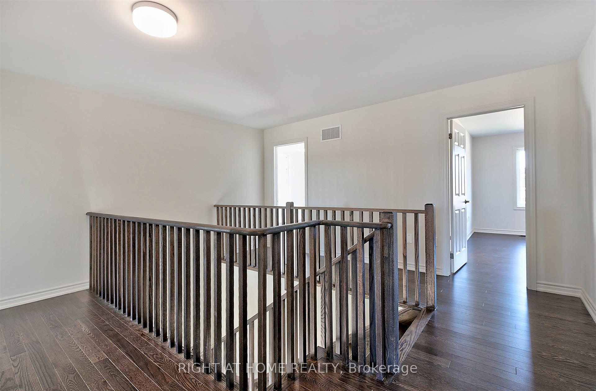 Photo 20 of 56 Sparrow Way, Adjala-Tosorontio, Colgan — HOMEH