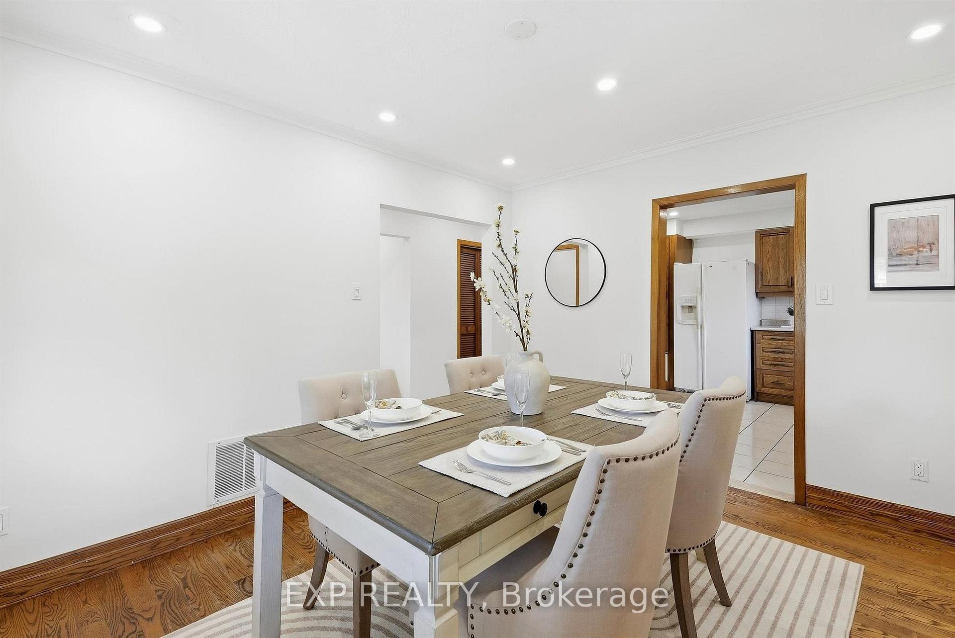 Photo 10 of 21 Wallasey Avenue, North York, Humberlea-Pelmo Park — HOMEH