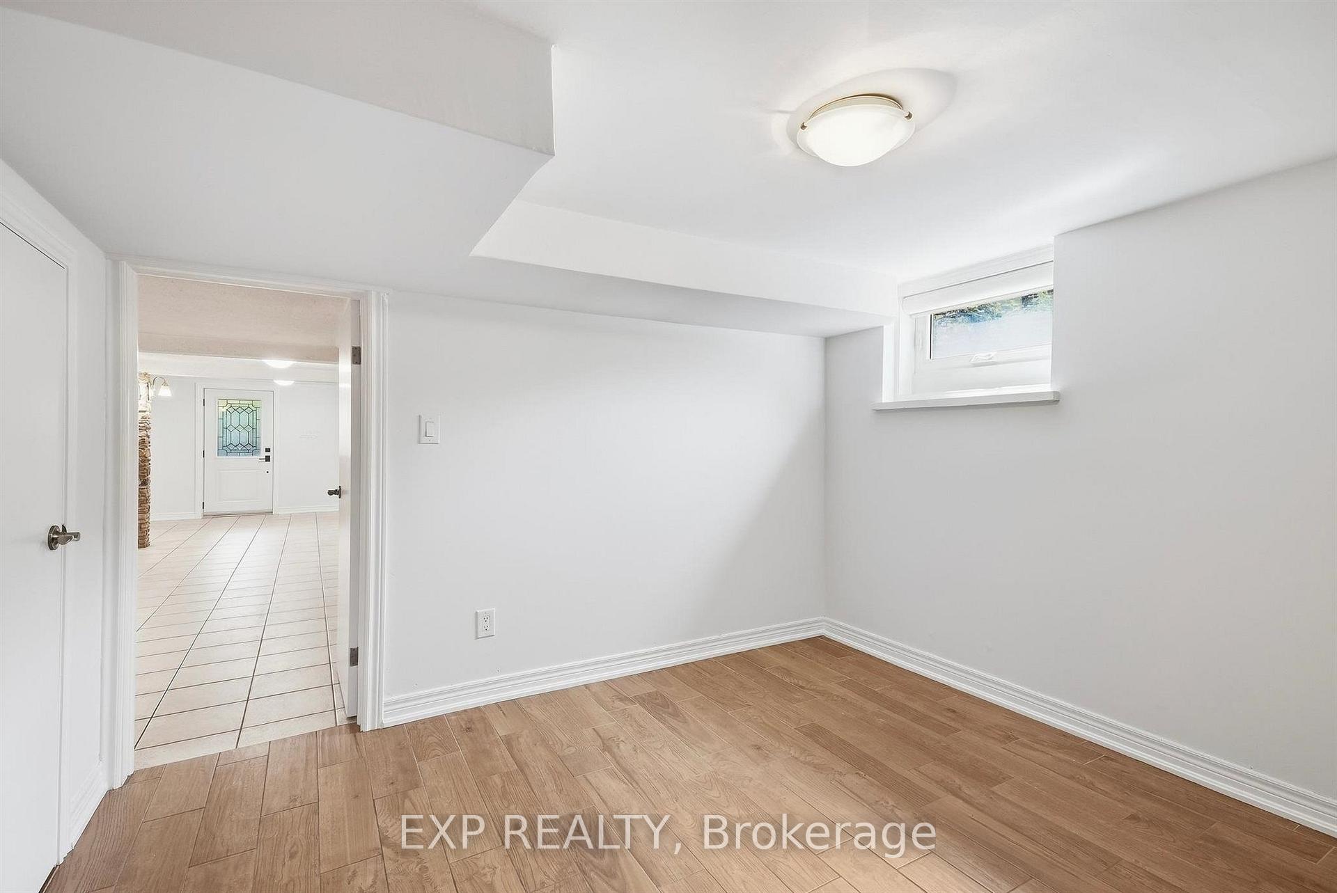 Photo 35 of 21 Wallasey Avenue, North York, Humberlea-Pelmo Park — HOMEH