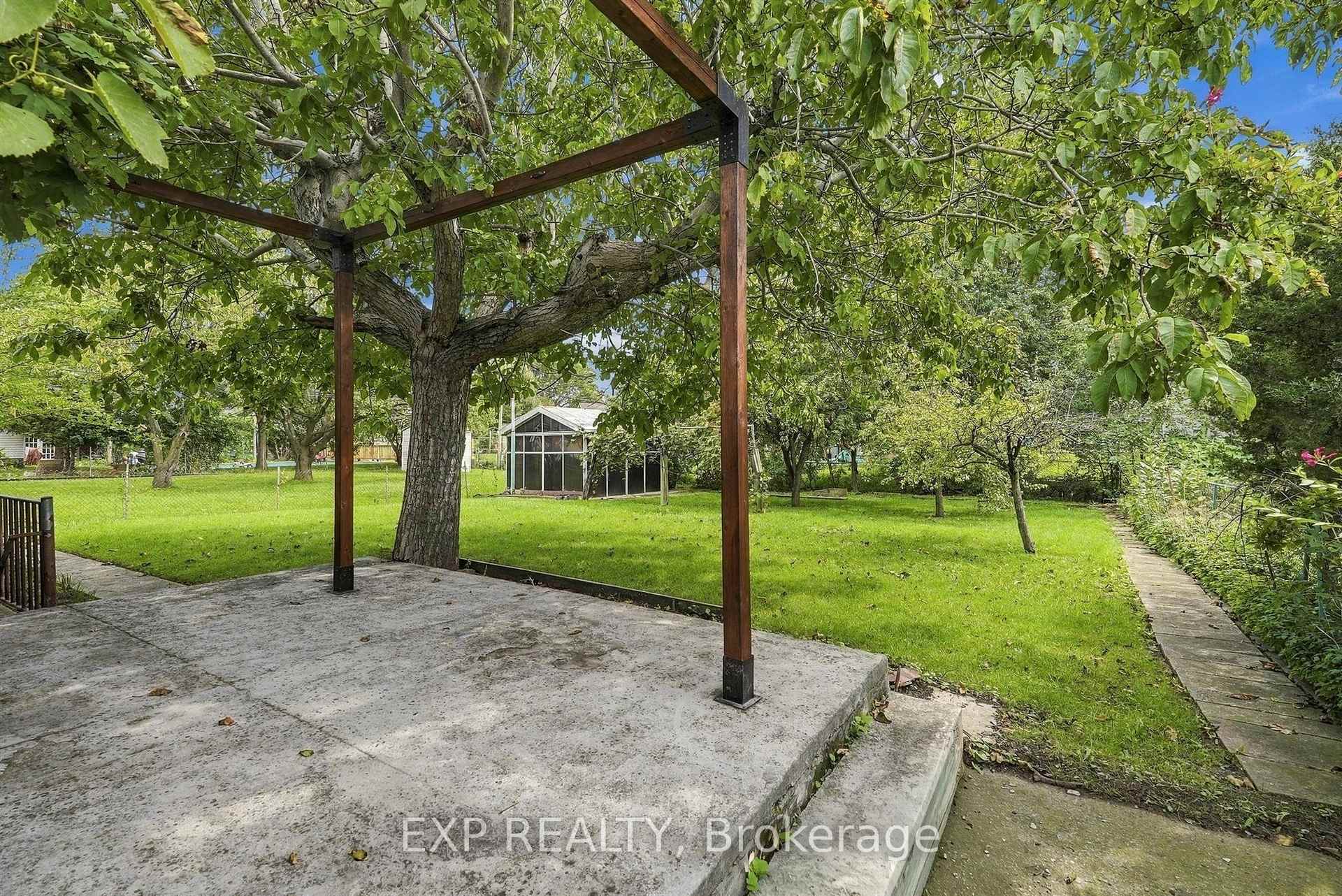 Photo 41 of 21 Wallasey Avenue, North York, Humberlea-Pelmo Park — HOMEH