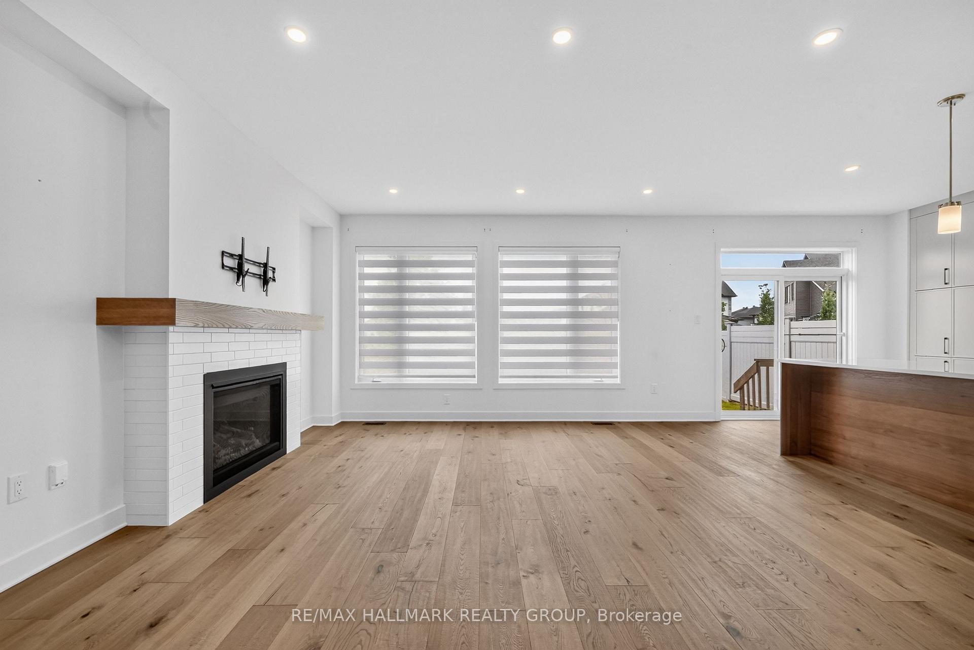 Photo 9 of 6461 Renaud Road, Ottawa, Mer Bleue/Bradley Estates/Anderson Park — HOMEH