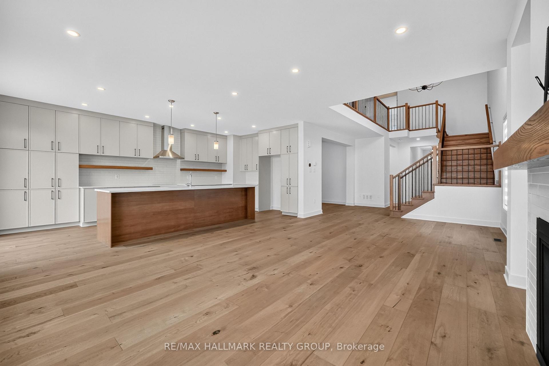 Photo 11 of 6461 Renaud Road, Ottawa, Mer Bleue/Bradley Estates/Anderson Park — HOMEH