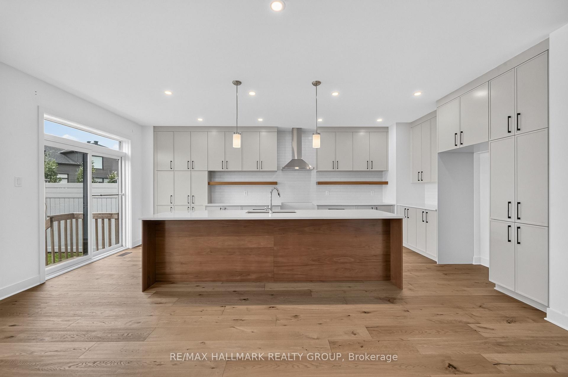 Photo 12 of 6461 Renaud Road, Ottawa, Mer Bleue/Bradley Estates/Anderson Park — HOMEH
