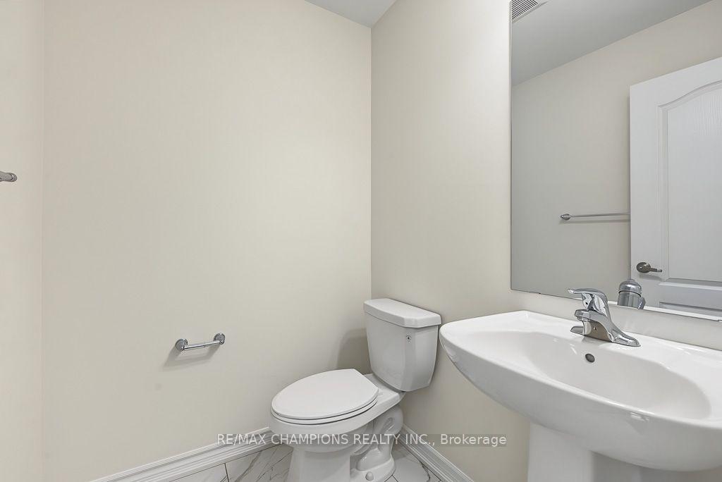 Photo 10 of 4 Arcola Street, Brampton, Goreway Drive Corridor — HOMEH
