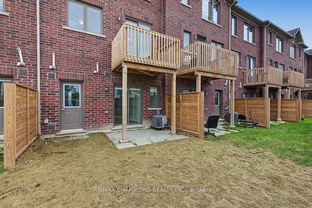 Photo 23 of 4 Arcola Street, Brampton, Goreway Drive Corridor — HOMEH