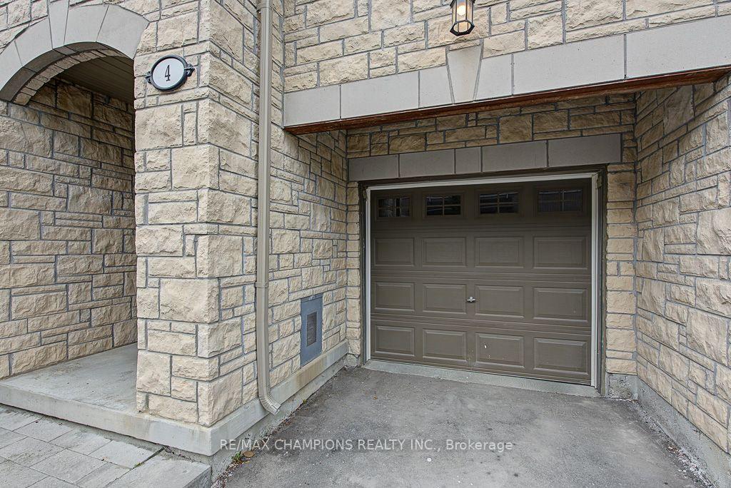 Photo 25 of 4 Arcola Street, Brampton, Goreway Drive Corridor — HOMEH