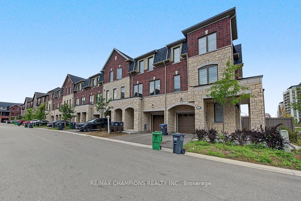 Photo 26 of 4 Arcola Street, Brampton, Goreway Drive Corridor — HOMEH