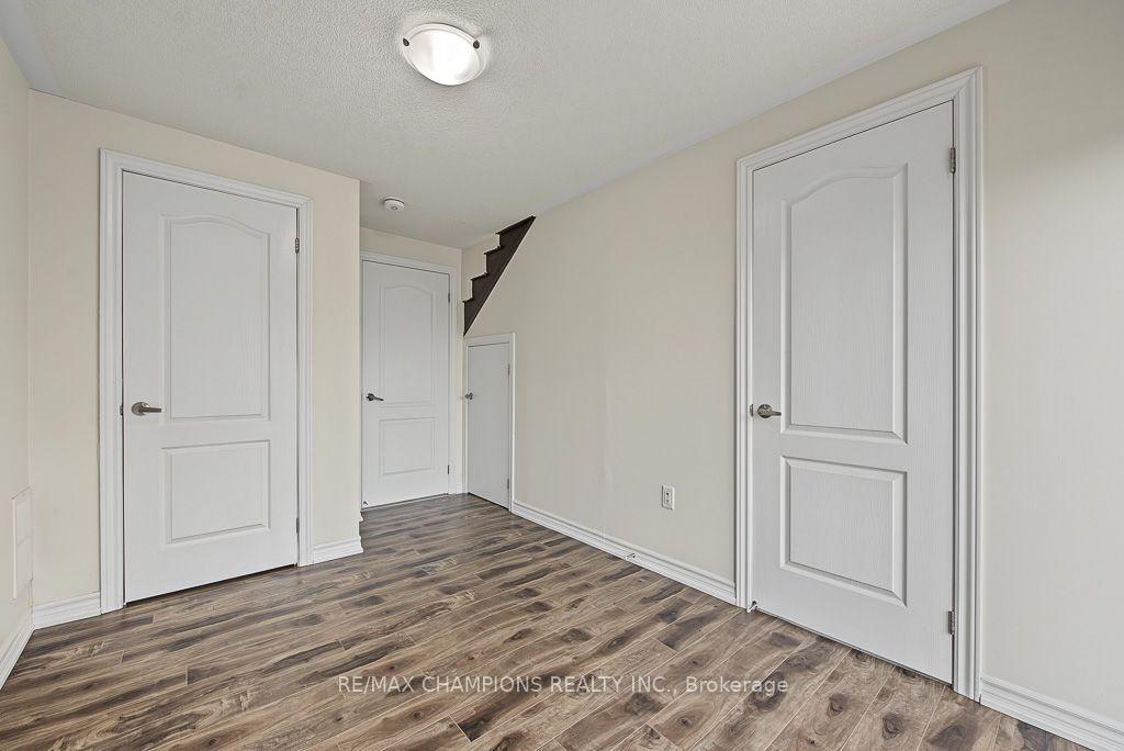 Photo 29 of 4 Arcola Street, Brampton, Goreway Drive Corridor — HOMEH