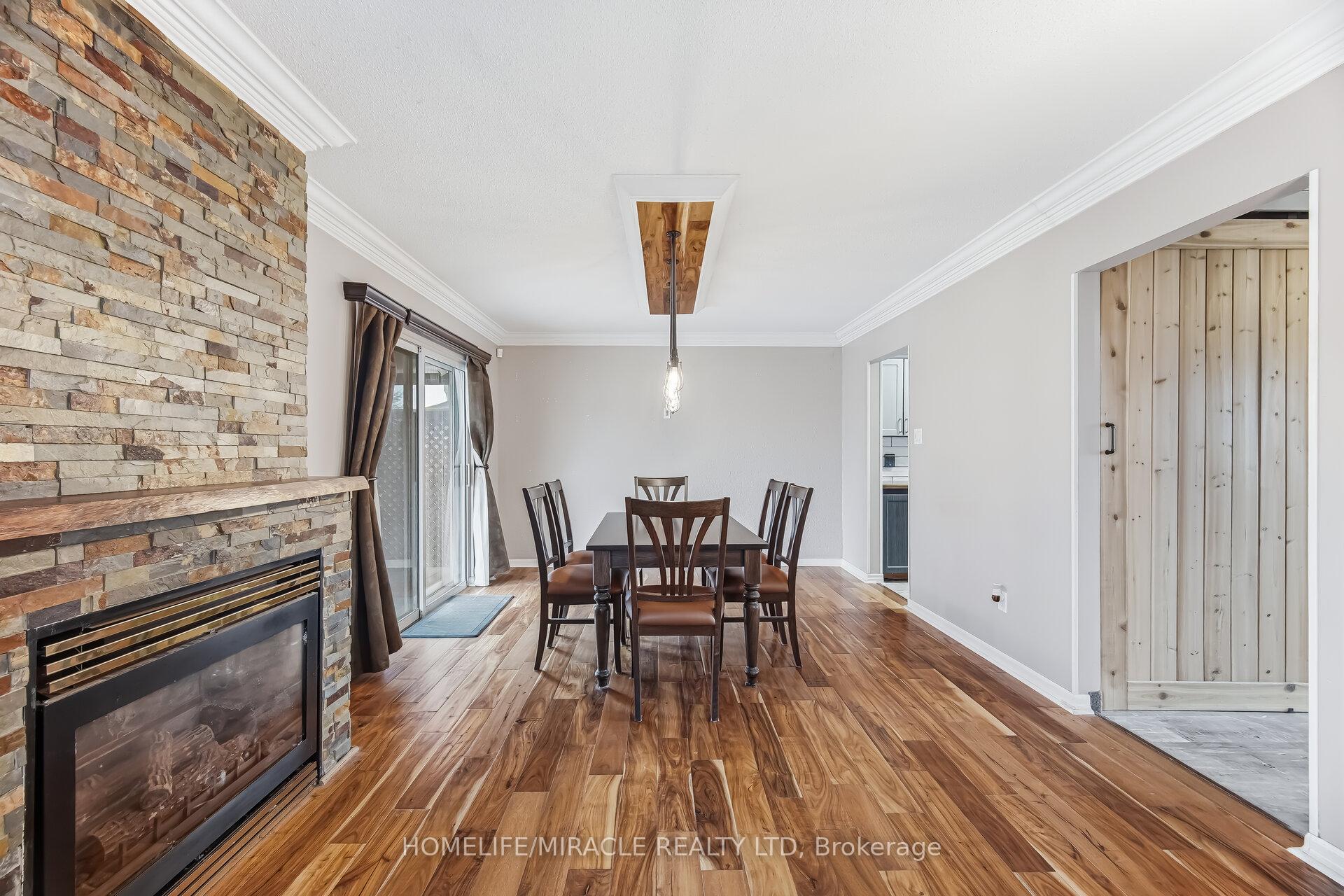 Photo 10 of 413 Terry Drive, Newmarket, Central Newmarket — HOMEH