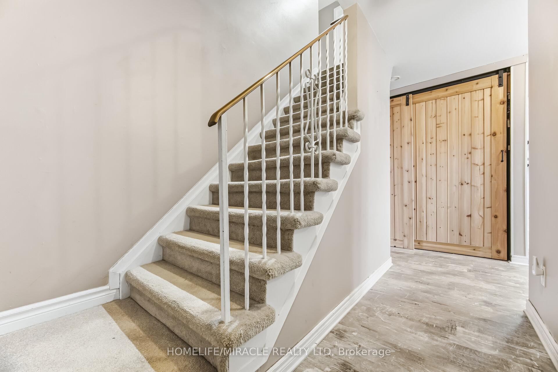 Photo 19 of 413 Terry Drive, Newmarket, Central Newmarket — HOMEH