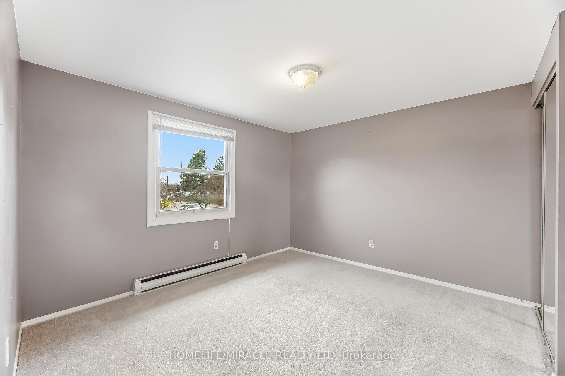 Photo 28 of 413 Terry Drive, Newmarket, Central Newmarket — HOMEH