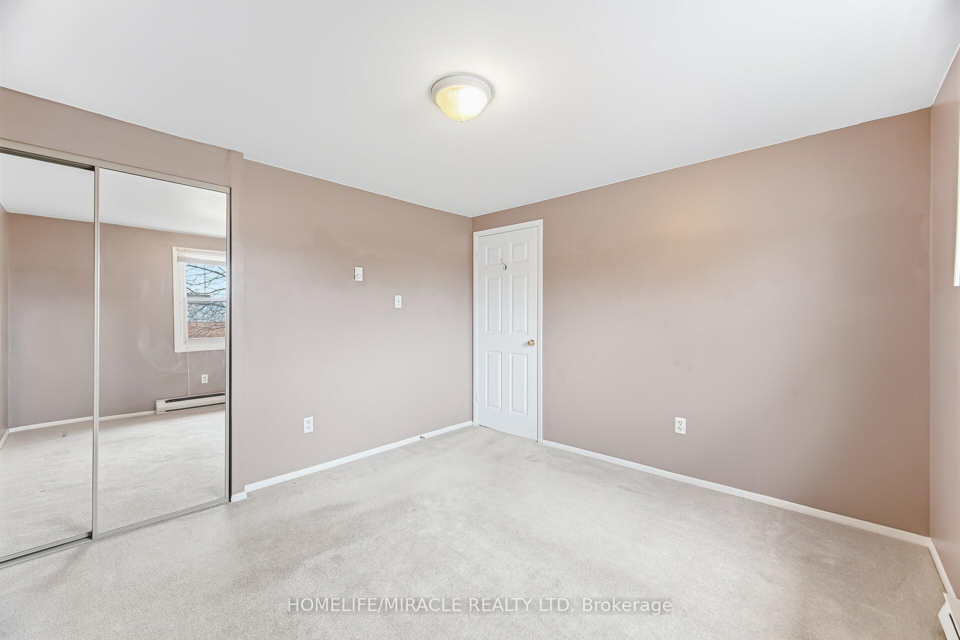 Photo 29 of 413 Terry Drive, Newmarket, Central Newmarket — HOMEH
