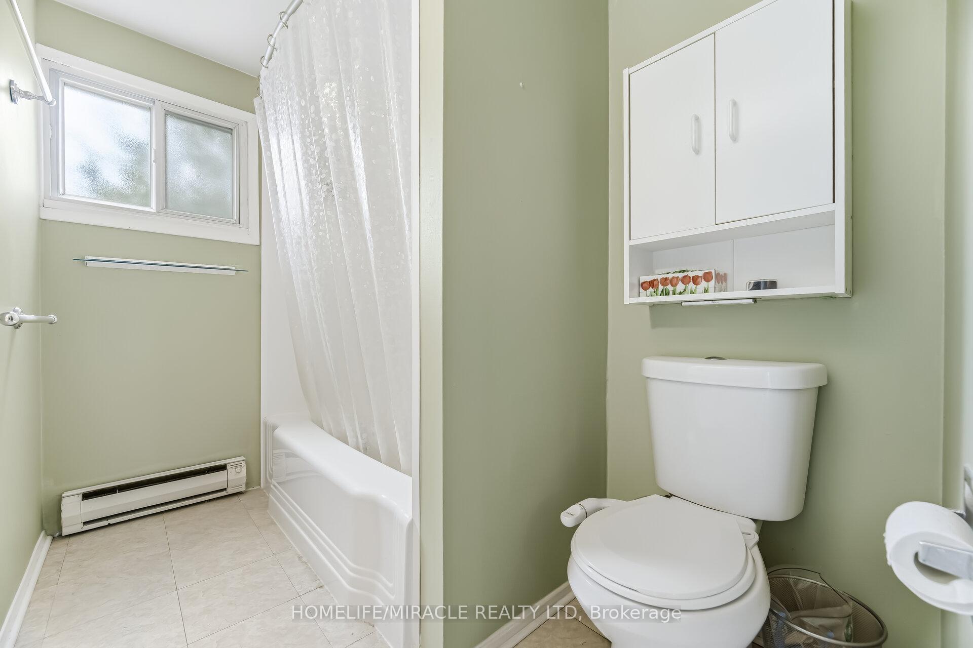 Photo 30 of 413 Terry Drive, Newmarket, Central Newmarket — HOMEH