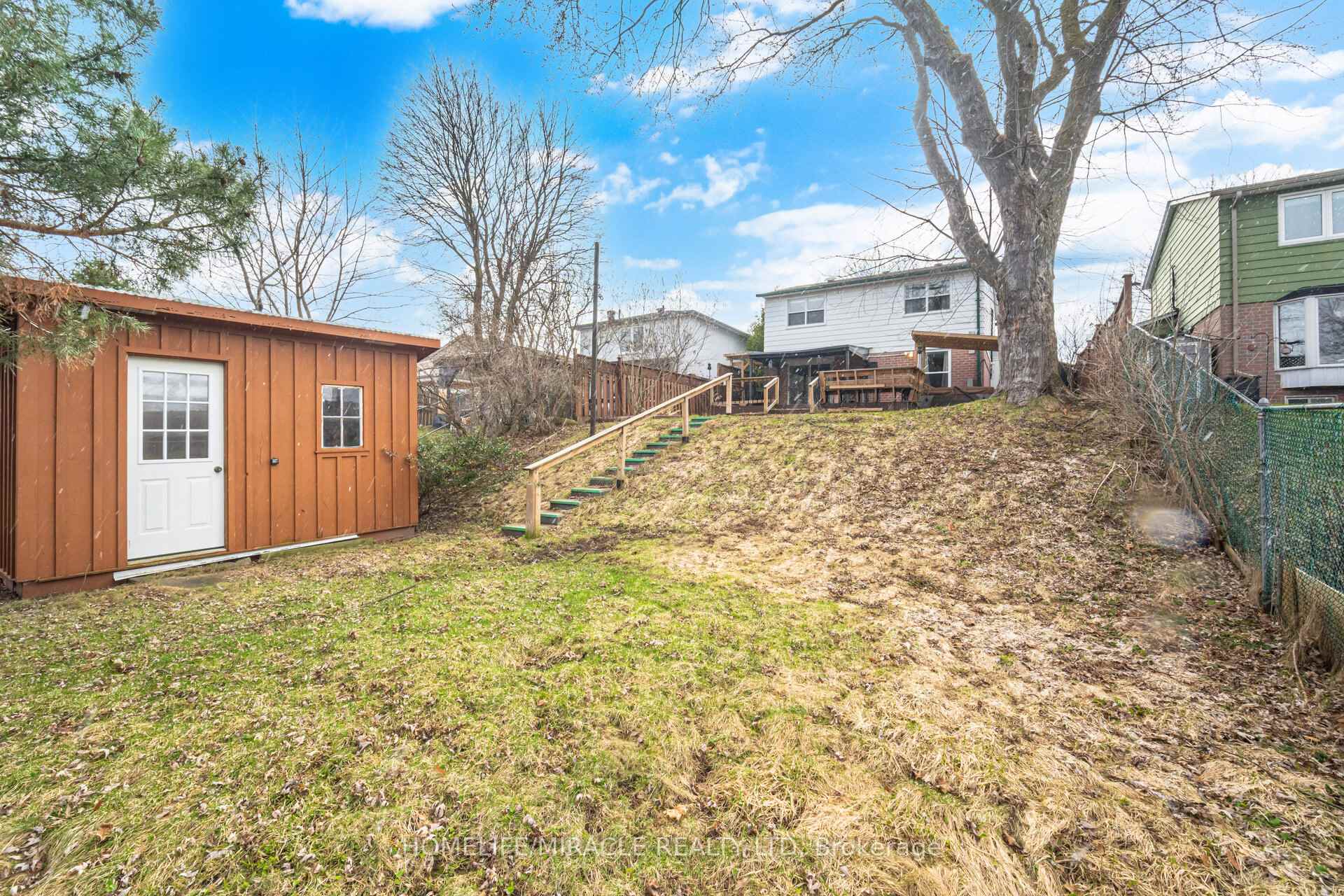 Photo 41 of 413 Terry Drive, Newmarket, Central Newmarket — HOMEH