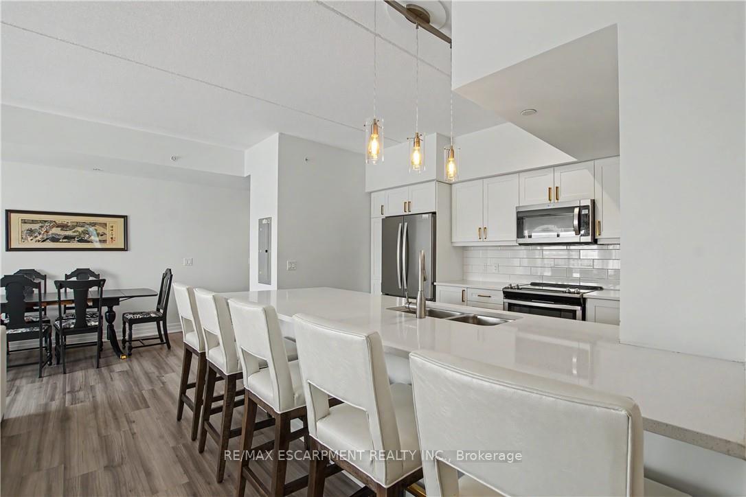 Photo 18 of Unit 306, 39 Sister Varga Terrace, Hamilton, Stoney Creek Mountain — HOMEH