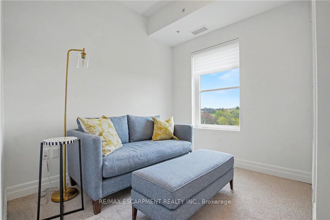 Photo 19 of Unit 306, 39 Sister Varga Terrace, Hamilton, Stoney Creek Mountain — HOMEH