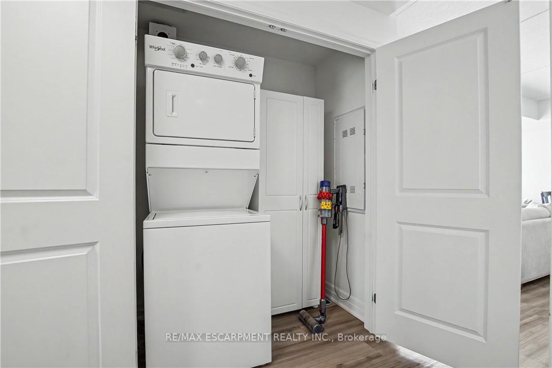 Photo 26 of Unit 306, 39 Sister Varga Terrace, Hamilton, Stoney Creek Mountain — HOMEH