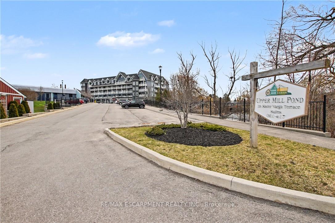 Photo 35 of Unit 306, 39 Sister Varga Terrace, Hamilton, Stoney Creek Mountain — HOMEH