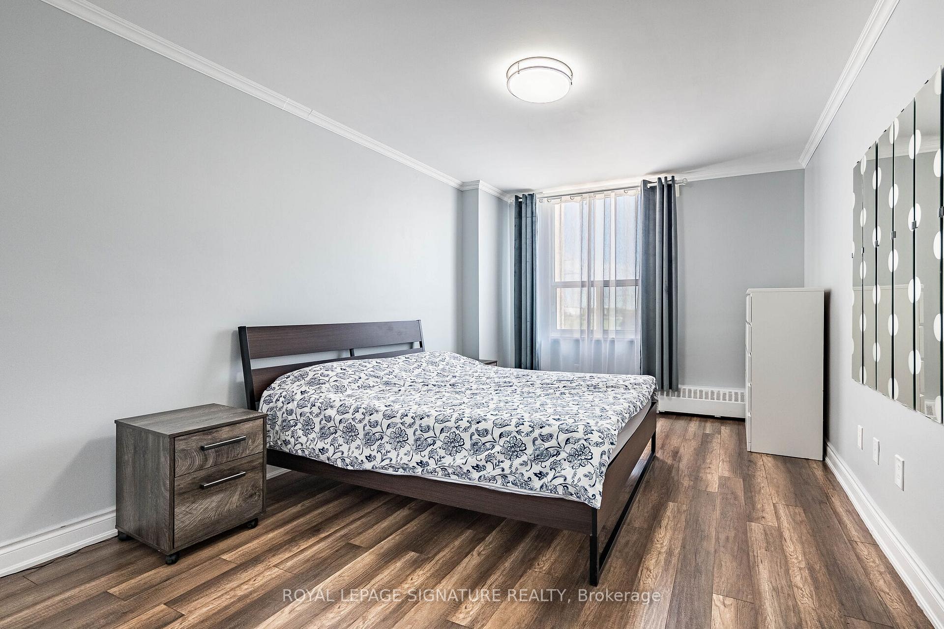 Photo 19 of Unit 405, 25 Four Winds Drive, North York, York University Heights — HOMEH