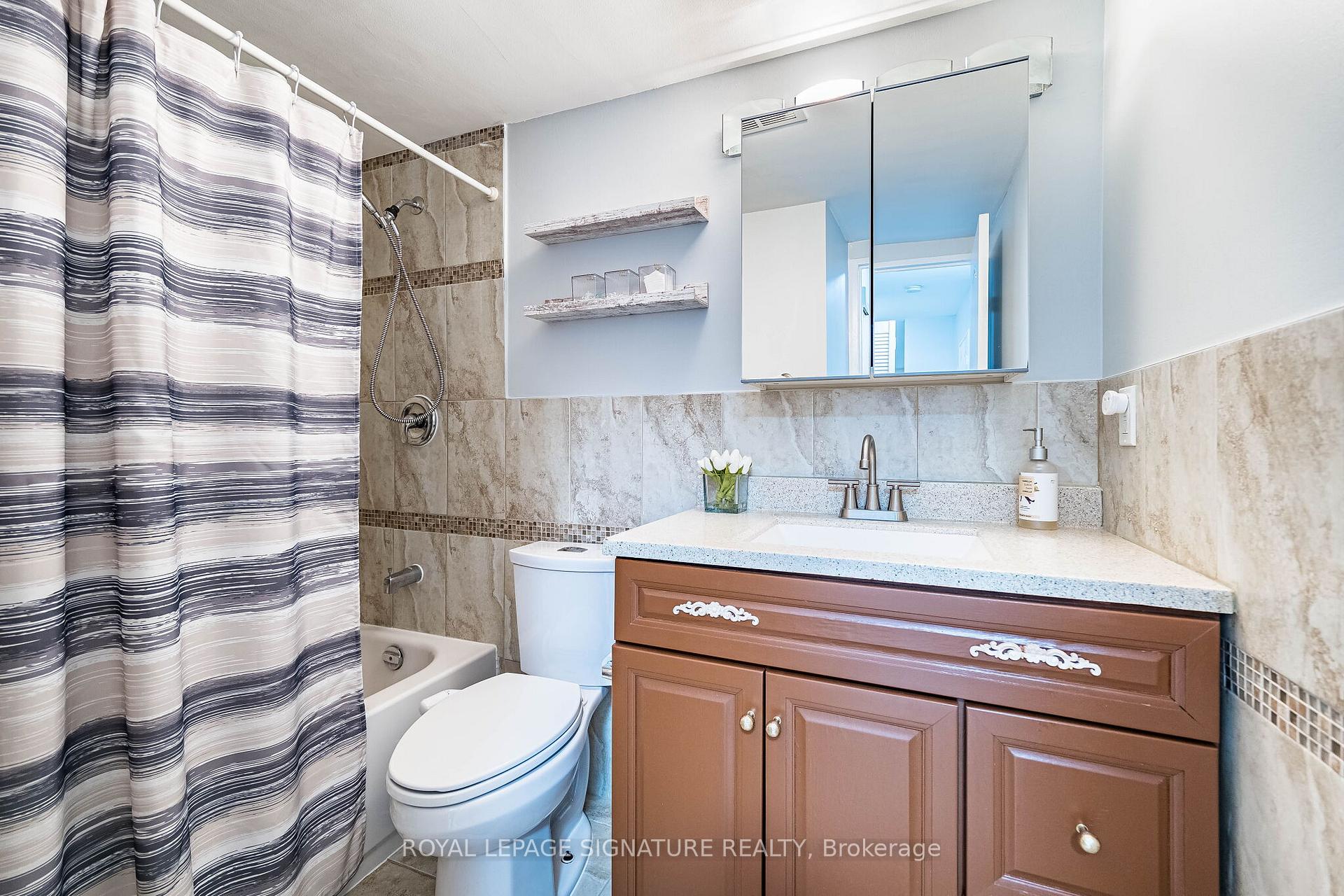 Photo 24 of Unit 405, 25 Four Winds Drive, North York, York University Heights — HOMEH