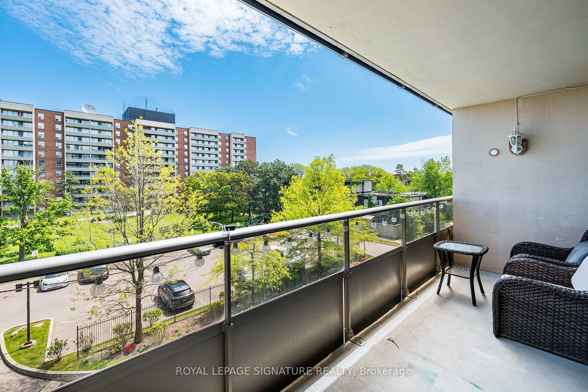 Photo 25 of Unit 405, 25 Four Winds Drive, North York, York University Heights — HOMEH