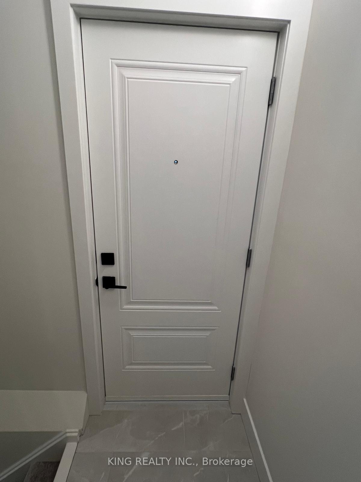 Photo 3 of Unit LOWER, 10 Julie Crescent, London, South J — HOMEH