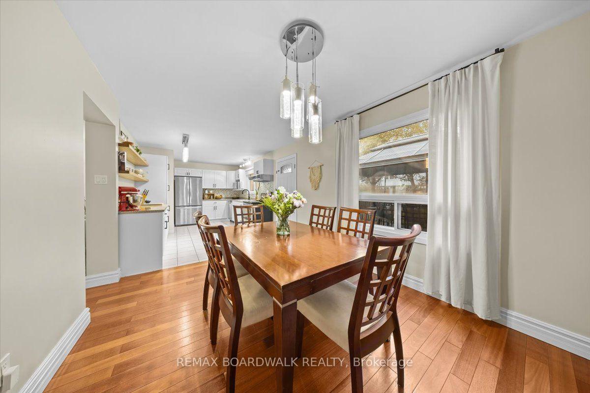 Photo 13 of 989 Cahill Drive W, Ottawa, Hunt Club/Western Community — HOMEH