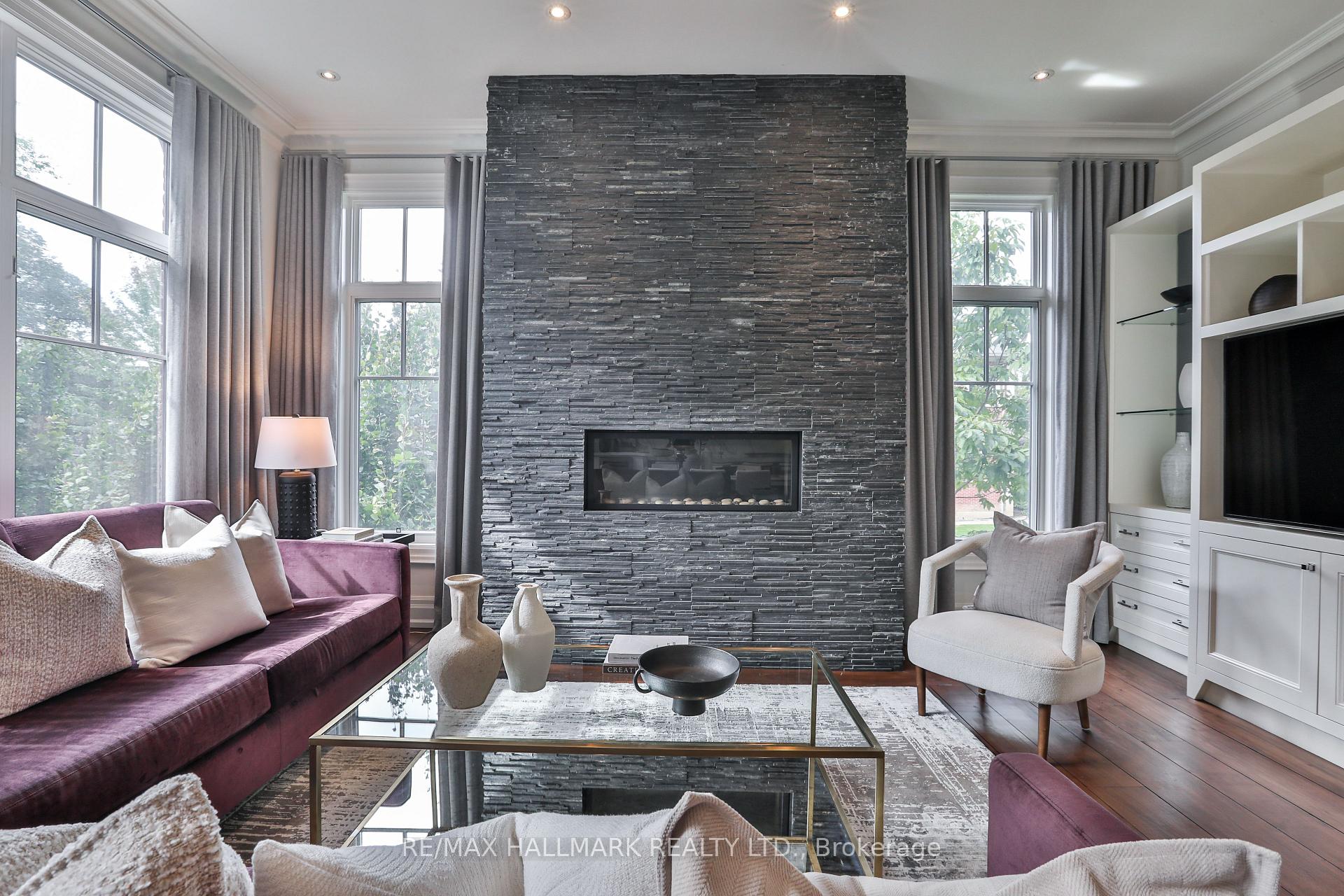 Photo 21 of 11 Forest Ridge Drive, Toronto, Forest Hill North — HOMEH