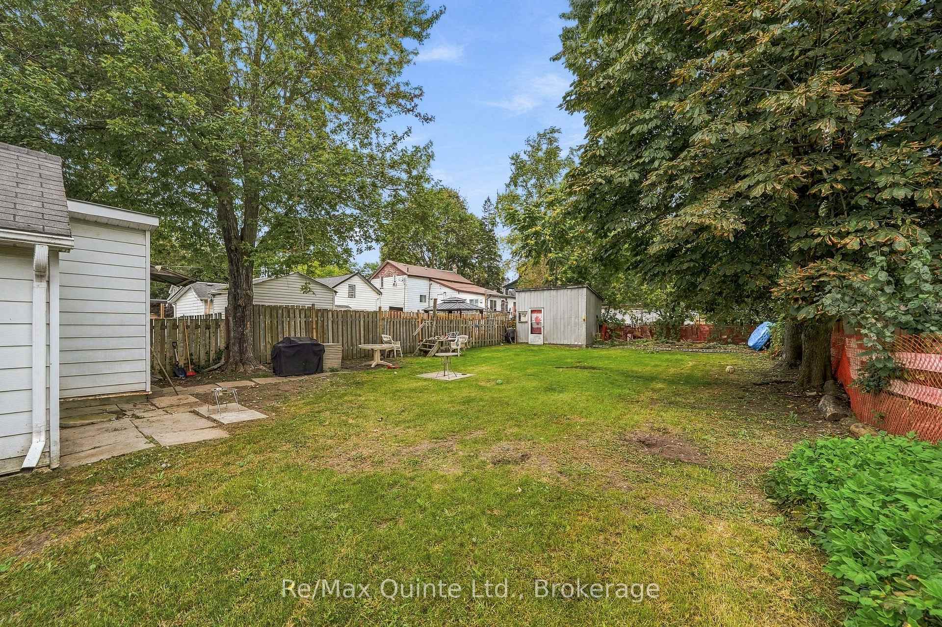 Photo 18 of 26 Strachan Street, Belleville, Belleville Ward — HOMEH