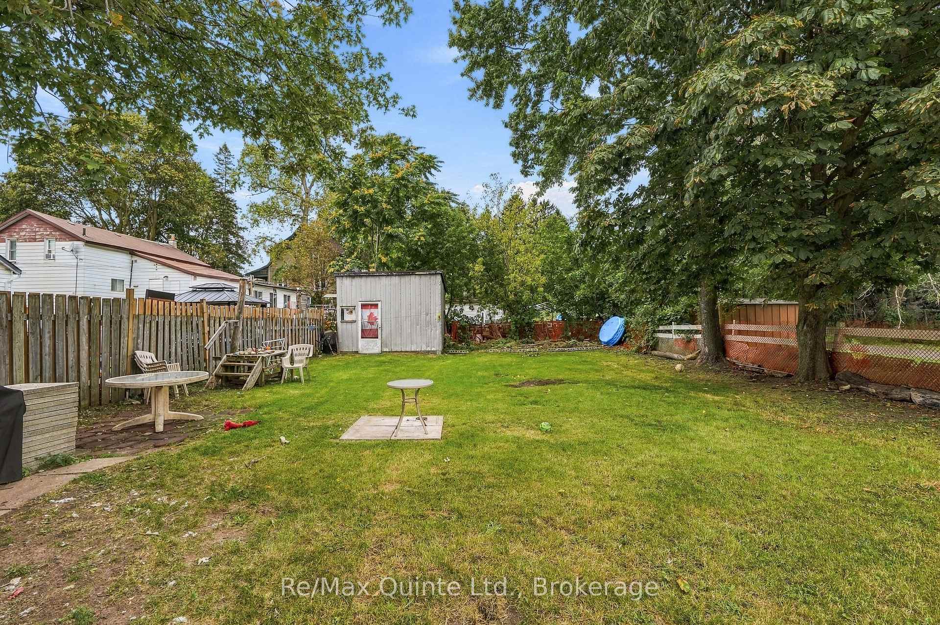 Photo 19 of 26 Strachan Street, Belleville, Belleville Ward — HOMEH